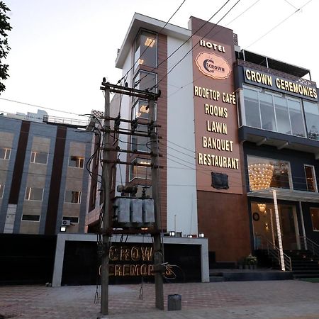 Crown Ceremonies Otel Faridabad Dış mekan fotoğraf